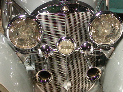 picture of old MBZ grill