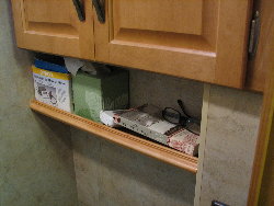 pic of bathroom shelf